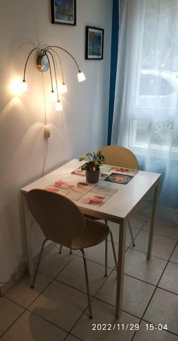 Joli Terrasse Dans Quartier Saint Victor *