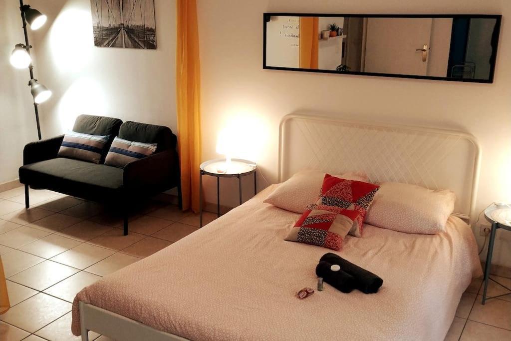 Joli Terrasse Dans Quartier Saint Victor Marseilles